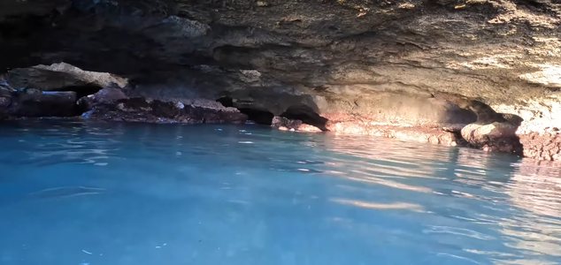 Oahu Hawaii Mermaid Cave